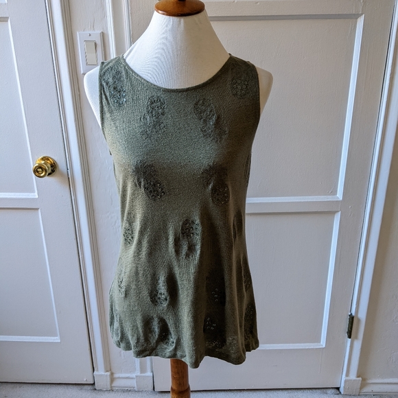 Tommy Bahama green linen pineapple sequin top size medium - Picture 3 of 7